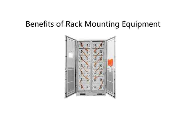 Backups de bateria valem a pena? 4 An image showcasing a clean, well-organized server rack with neatly managed cables, illustrating the key benefits like organization and density.