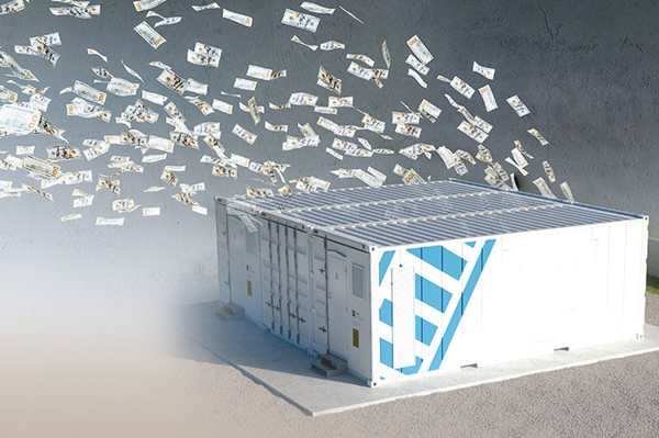 An infographic with icons highlighting BESS challenges: a price tag, a degrading battery timeline, an efficiency-loss arrow, and a recycling symbol.