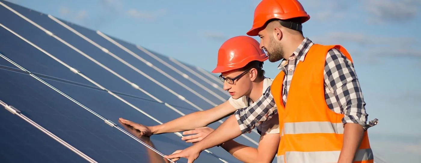 installationstekniker för solpaneler