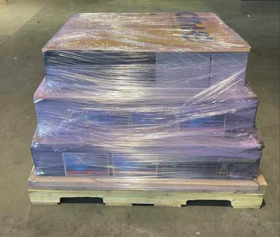 An image of a cardboard shipping box for batteries, with a close-up on the standard 